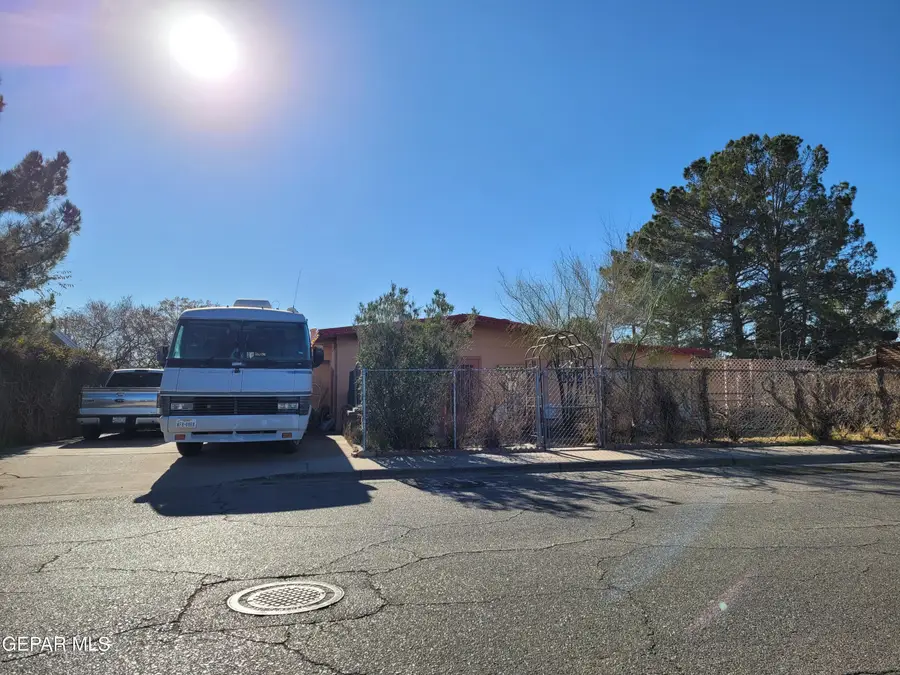 632 Mauer Drive, El Paso, TX 79915 - #3