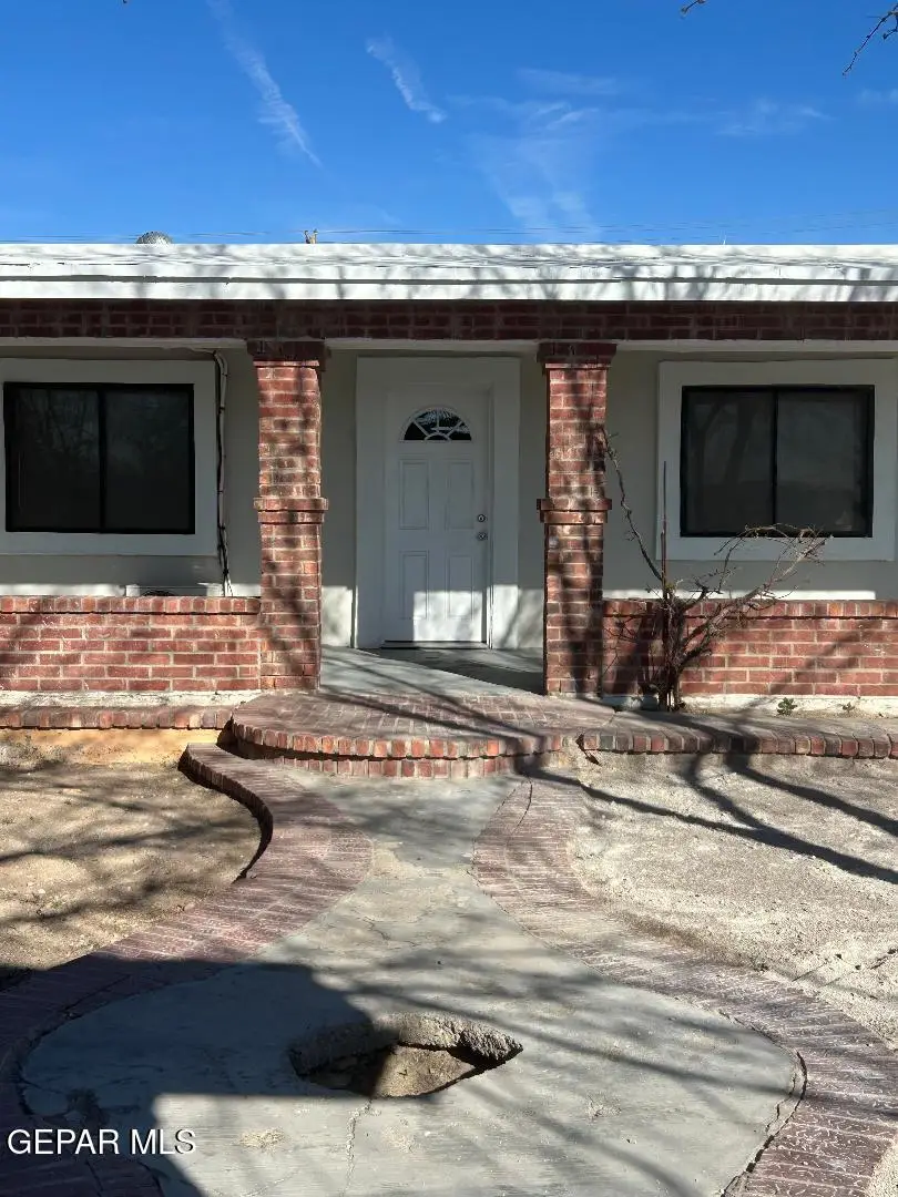 8068 N Desert Boulevard, Canutillo, TX 79835 - #2