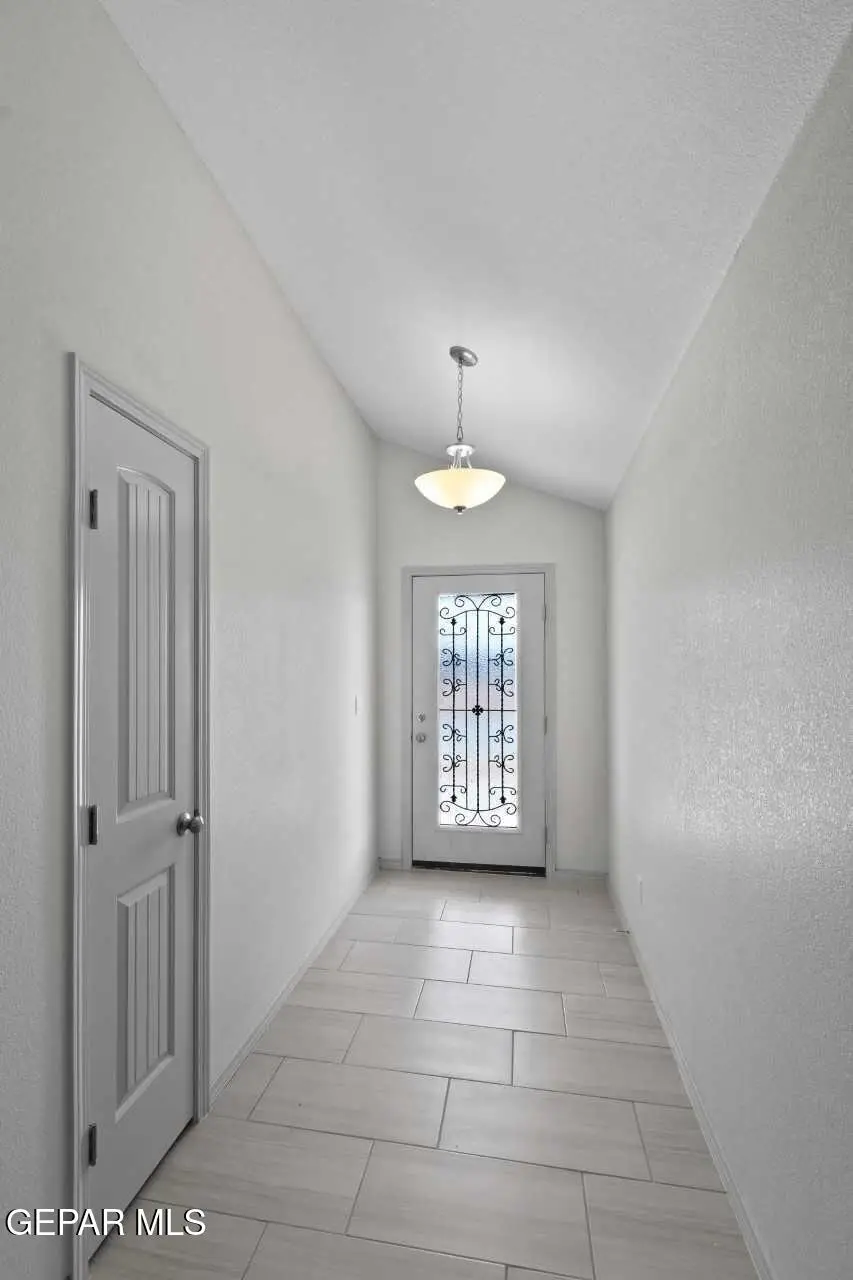 13945 Summer Wave Avenue, El Paso, TX 79928 - #2