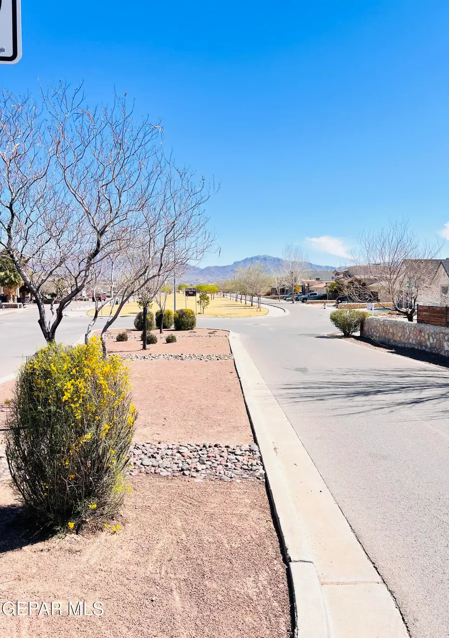 957 Crooked River Drive, El Paso, TX 79932 - #3