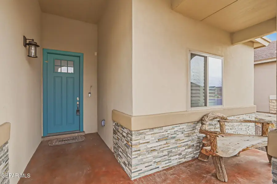 887 Bronze Hill Avenue, Sunland Park, NM 88063 - #3