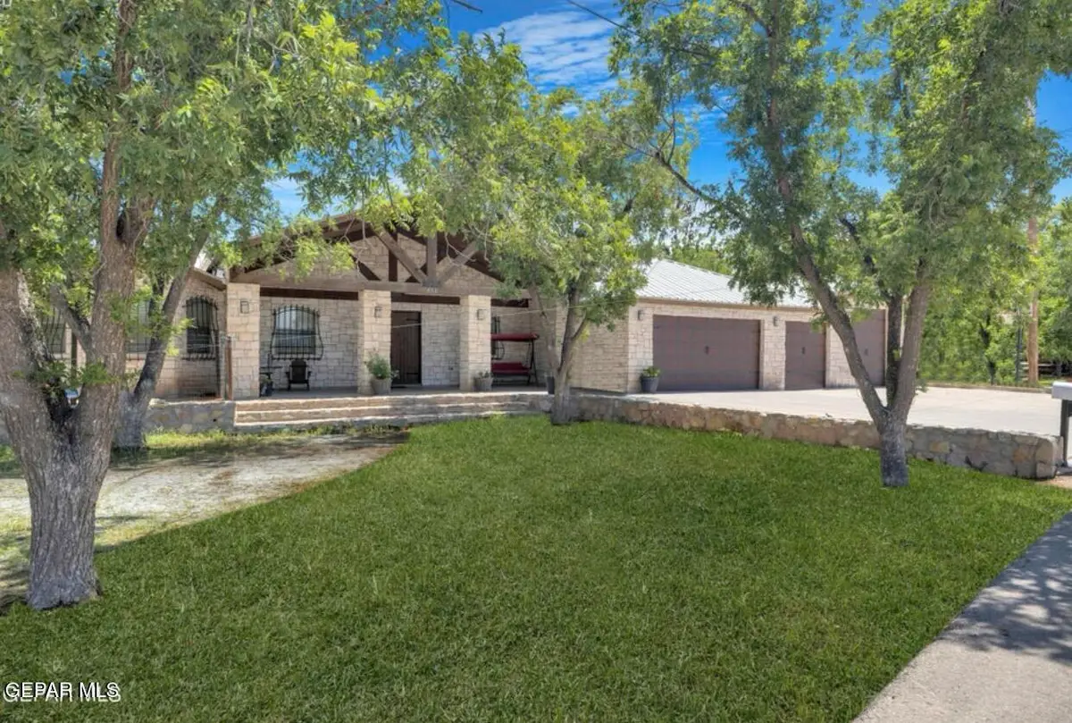 636 Keagle Road, Socorro, TX 79927 - #1