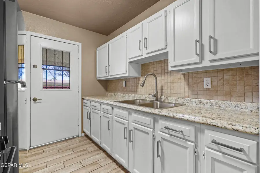 10352 Hugg Street, El Paso, TX 79924 - #3