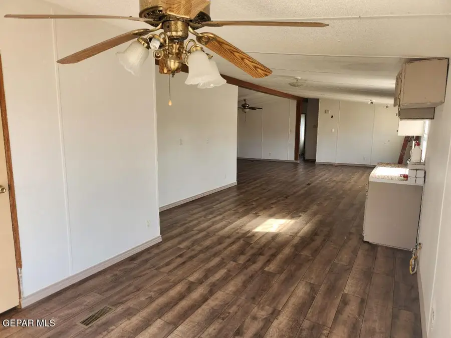 15111 Gwendolyn Drive, El Paso, TX 79938 - #2