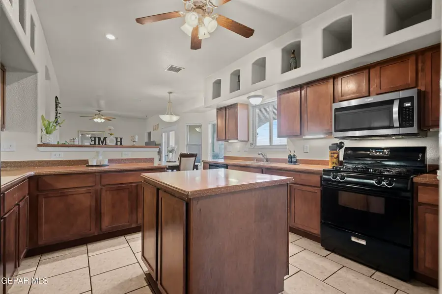 8934 Polaris Street, El Paso, TX 79904 - #3