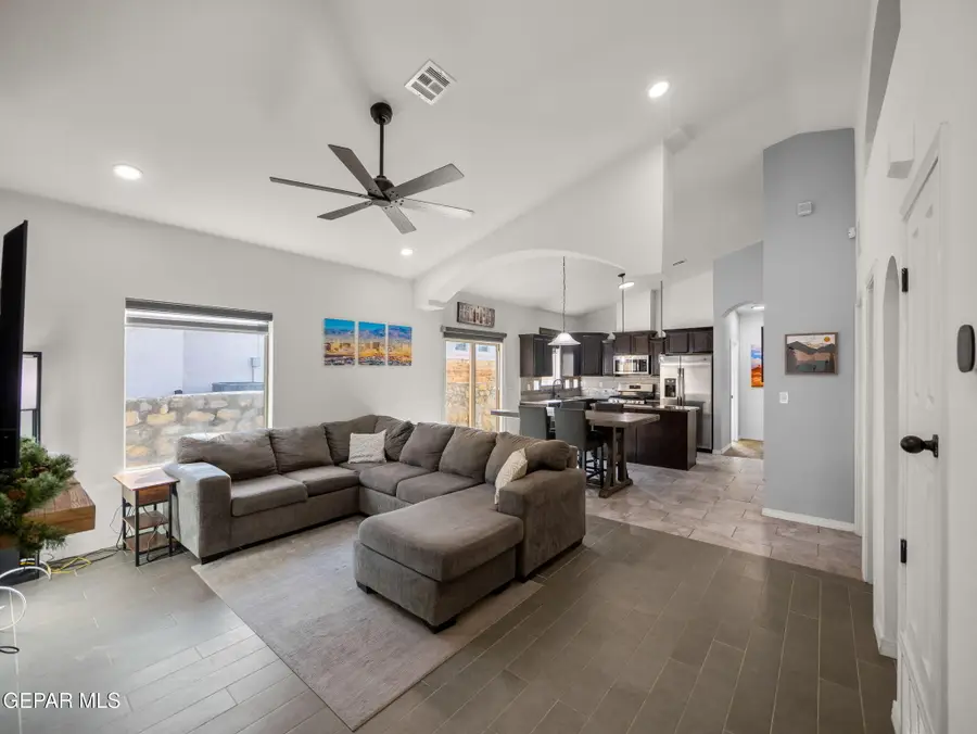 13132 Wellington, Horizon City, TX 79928 - #3