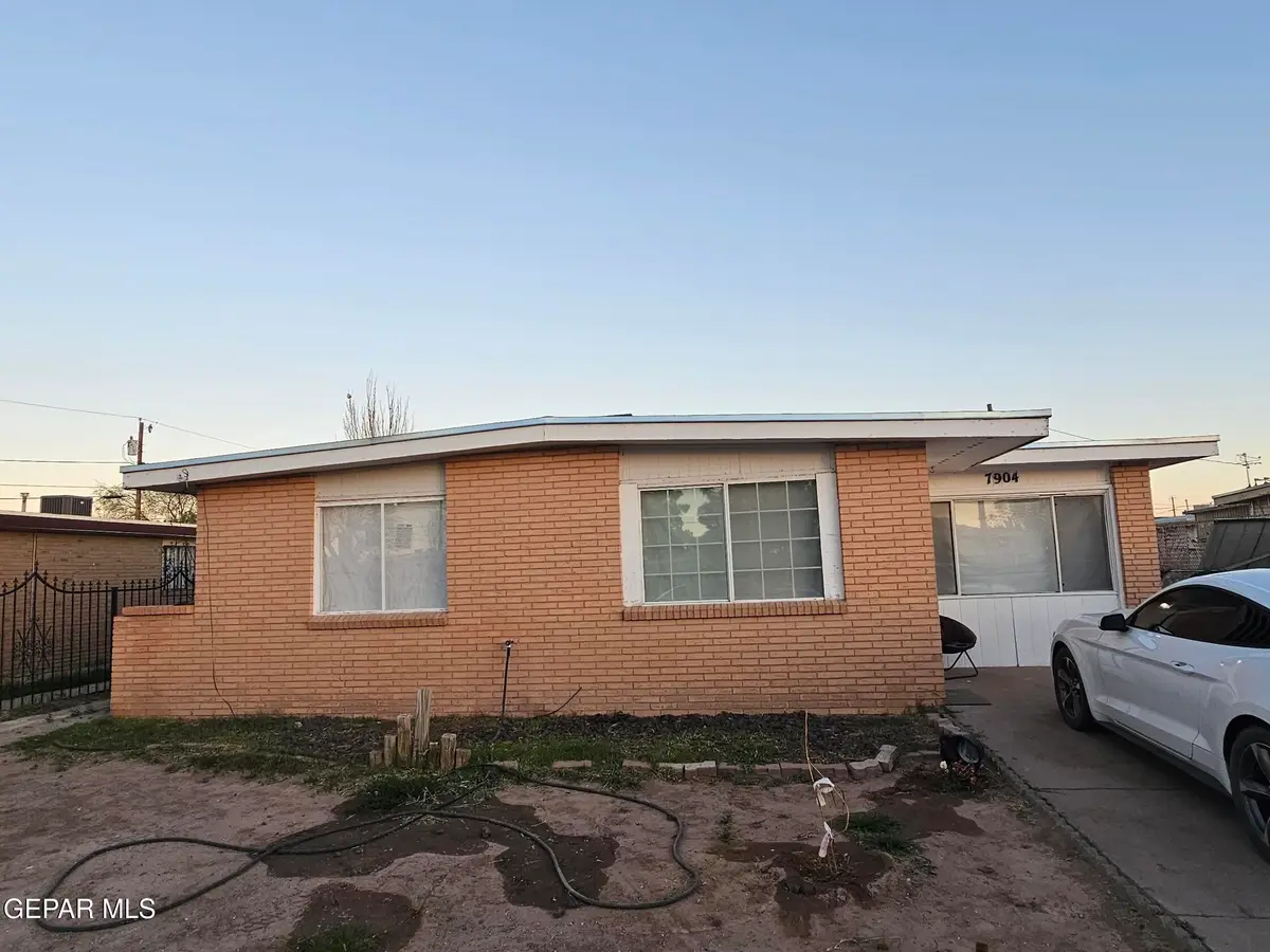 7904 Valle Placido Drive, El Paso, TX 79907 - #1