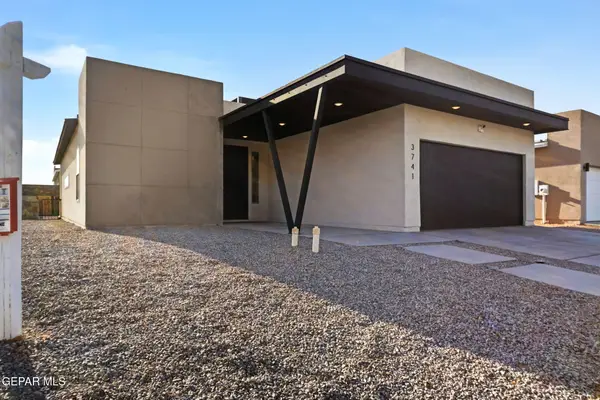 3741 Peak Place, El Paso, TX 79938