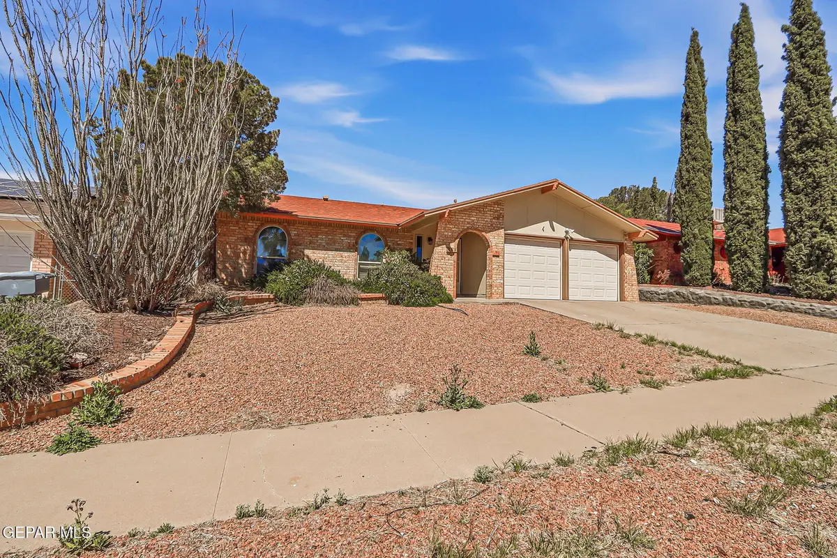 663 El Parque Drive, El Paso, TX 79912 - #1