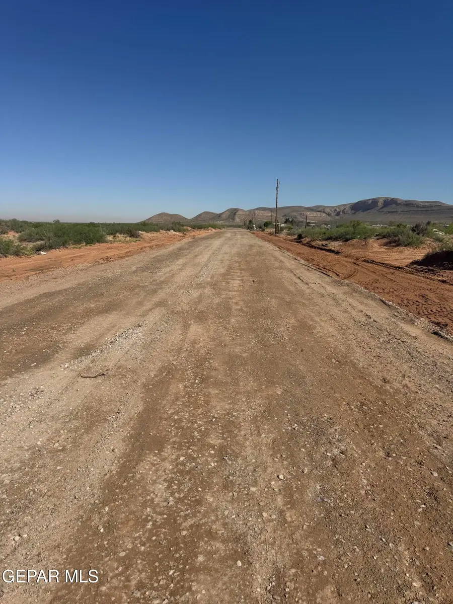 5200 O'shea Road, El Paso, TX 79938 - #2
