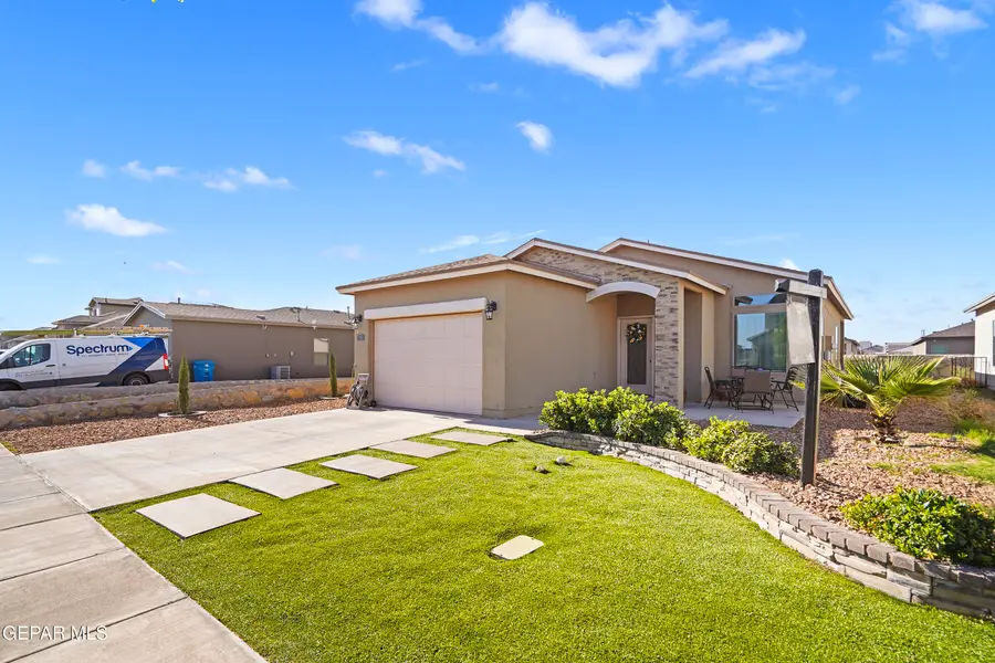 2193 Yellow Valley Road, Socorro, TX 79927 - #2