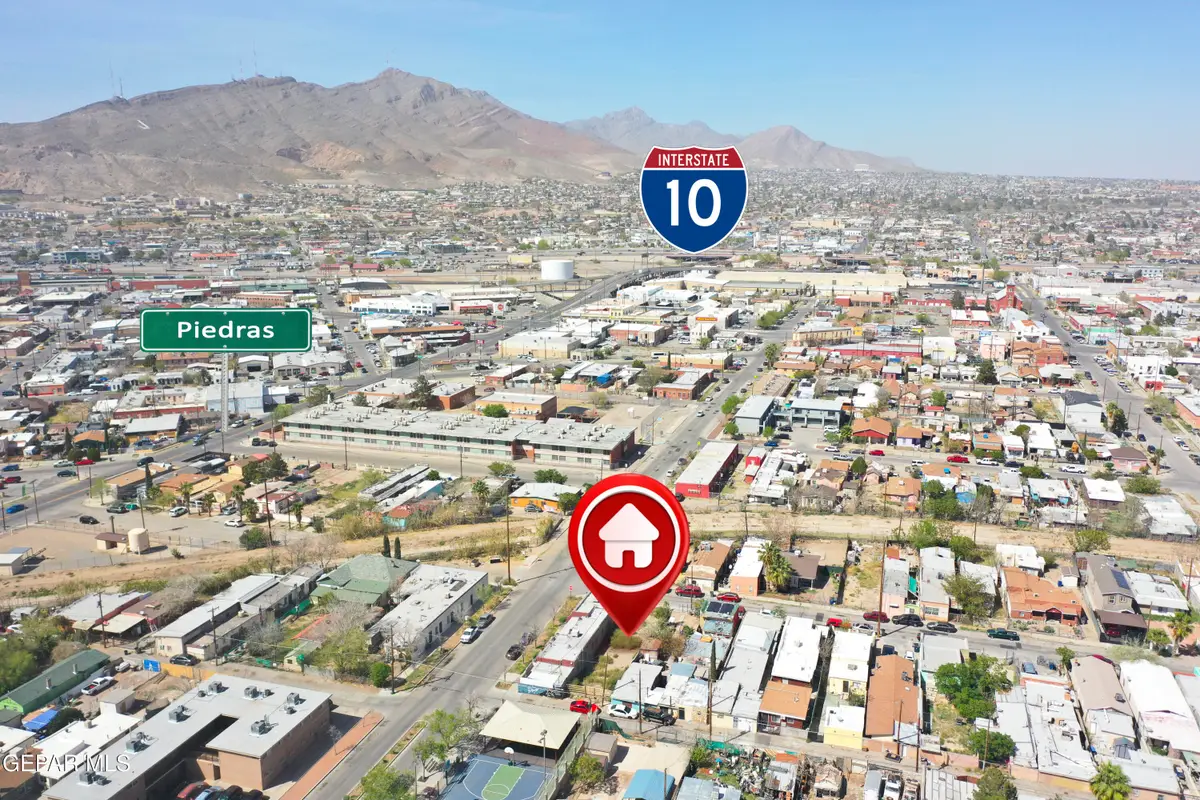 3002 E San Antonio Avenue, El Paso, TX 79905 - #1