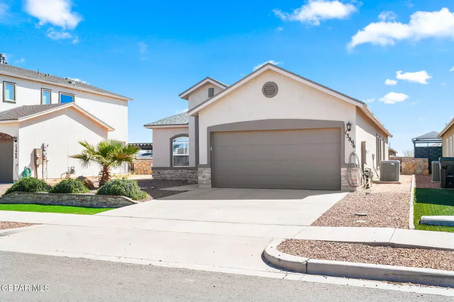 13896 Sky Harbor Avenue, Horizon City, TX 79928 - #3