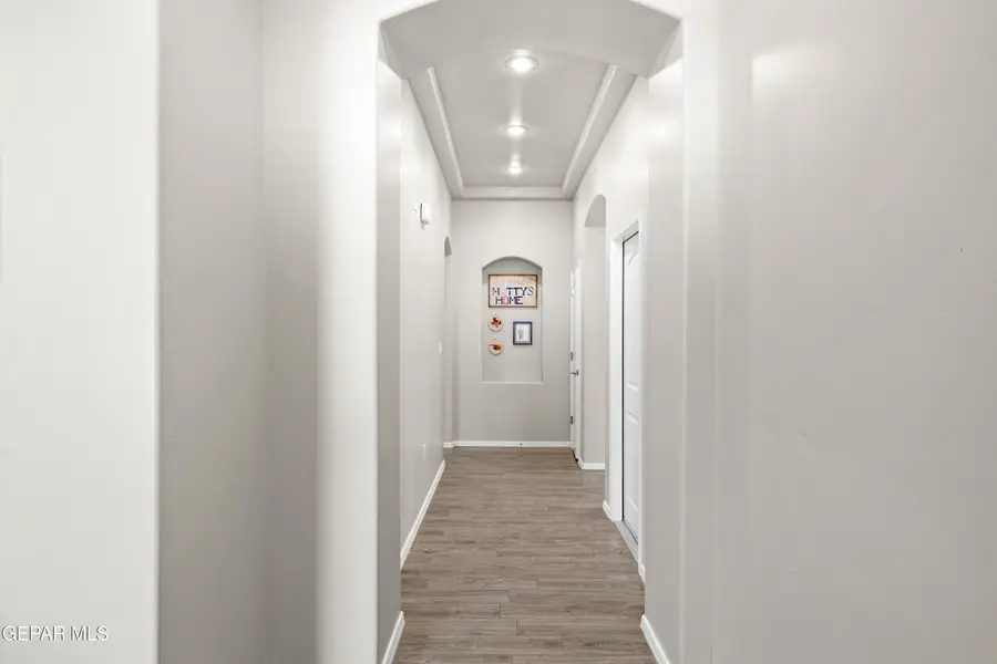 12401 Knightsbridge Drive, Horizon City, TX 79928 - #3