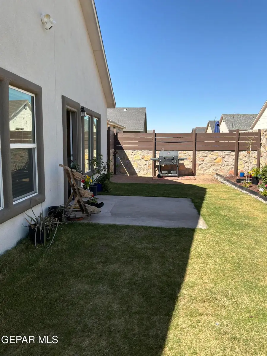 13925 Garforth Avenue, Horizon City, TX 79928 - #3