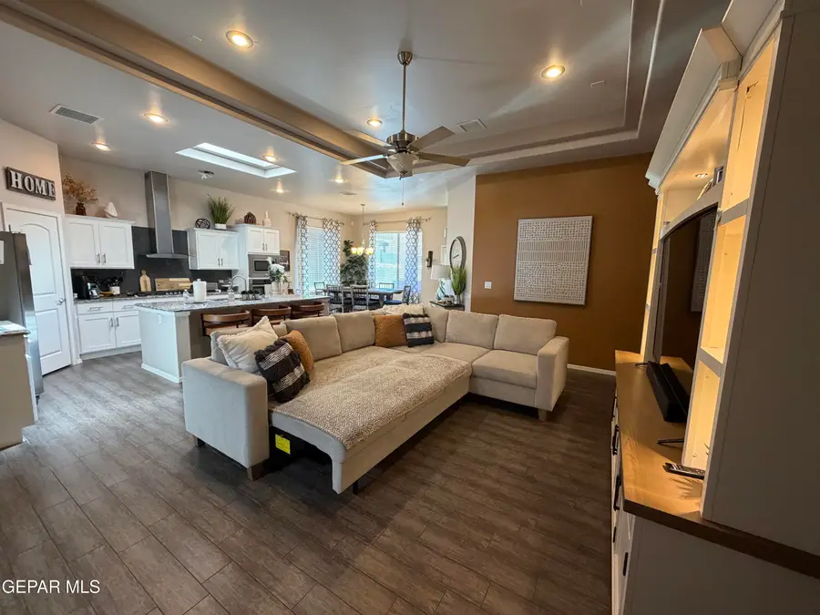 12452 Knightsbridge Drive, Horizon City, TX 79928 - #3