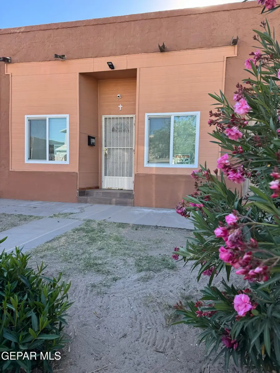 805 Tays Street, El Paso, TX 79901 - #3