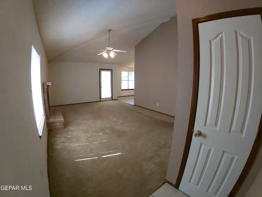 1541 Plaza Verde Drive, El Paso, TX 79912 - #3