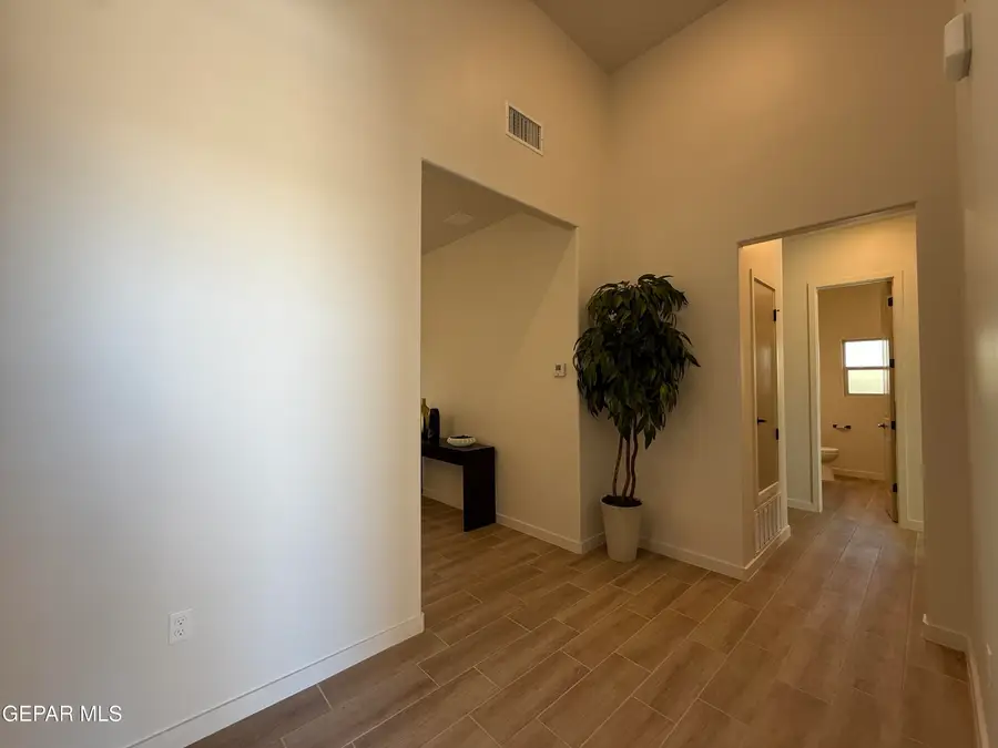 13761 Centro Vista Avenue, Horizon City, TX 79928 - #2