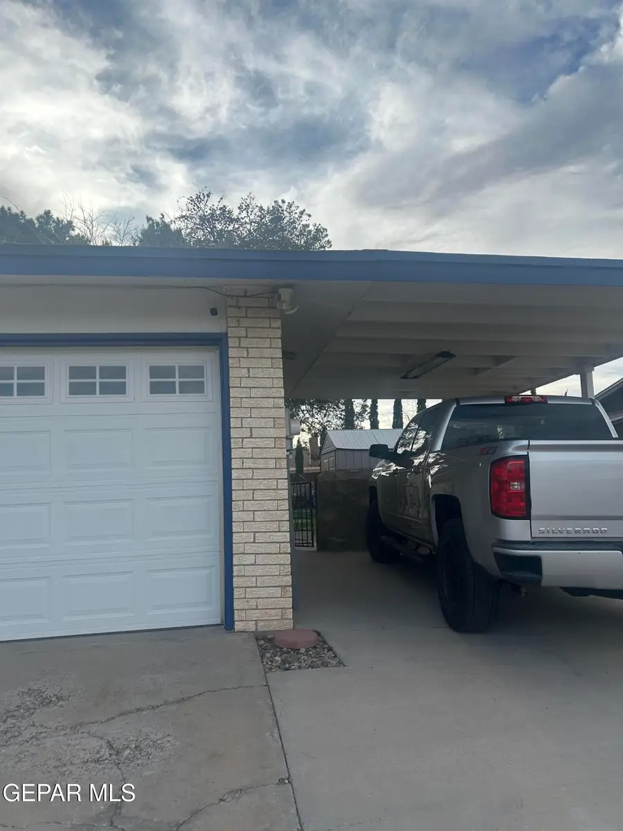 11017 Lakewood Avenue, El Paso, TX 79935 - #2