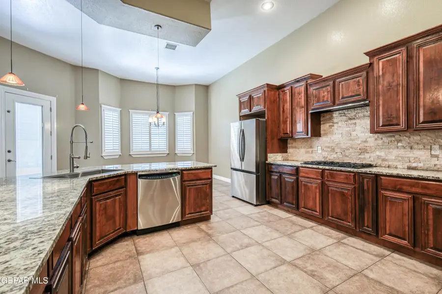 13574 Emerald Falls Drive, Horizon City, TX 79928 - #2