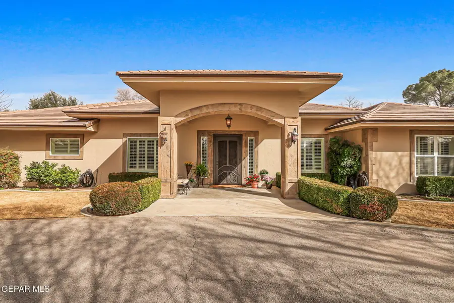 5018 Columbine Street, El Paso, TX 79922 - #2