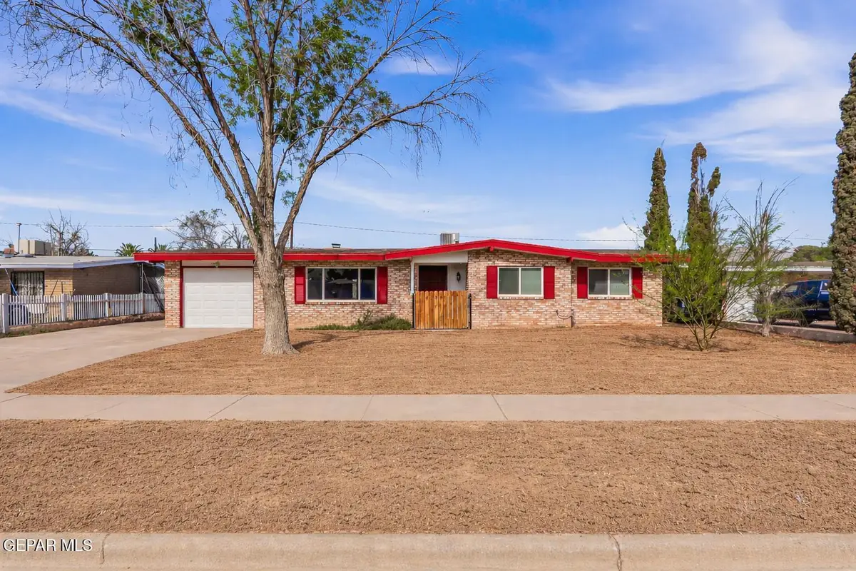 4620 Skylark Way, El Paso, TX 79922 - #1