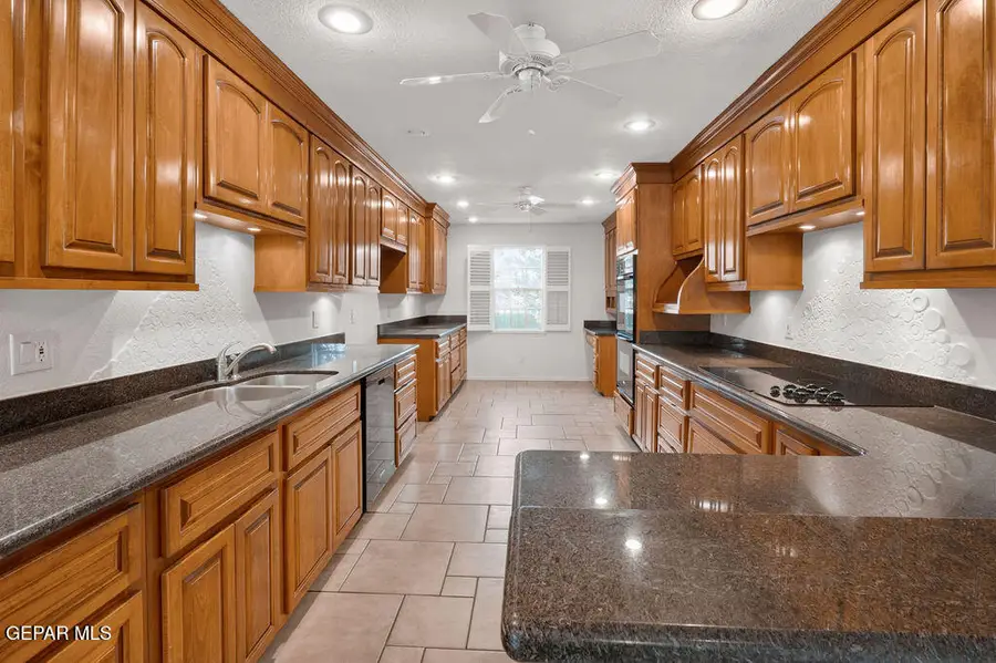 644 De Leon Drive, El Paso, TX 79912 - #3