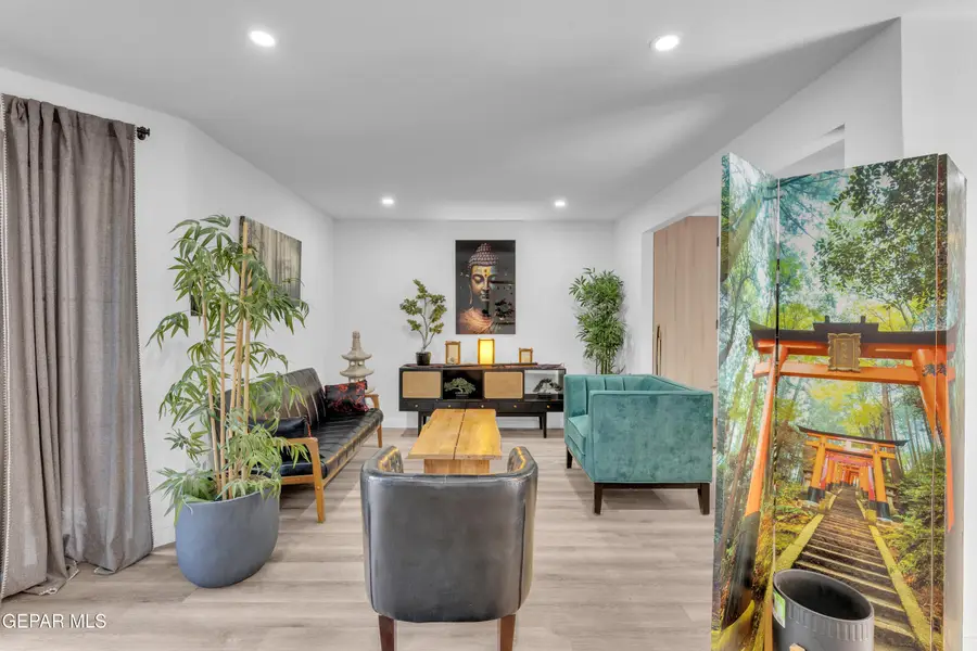 500 Thunderbird Drive #105, El Paso, TX 79912 - #3