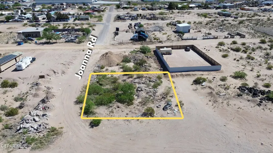 33 Joanna Road, El Paso, TX 79927 - #2