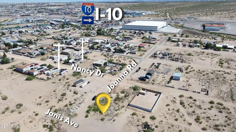 33 Joanna Road, El Paso, TX 79927 - #3