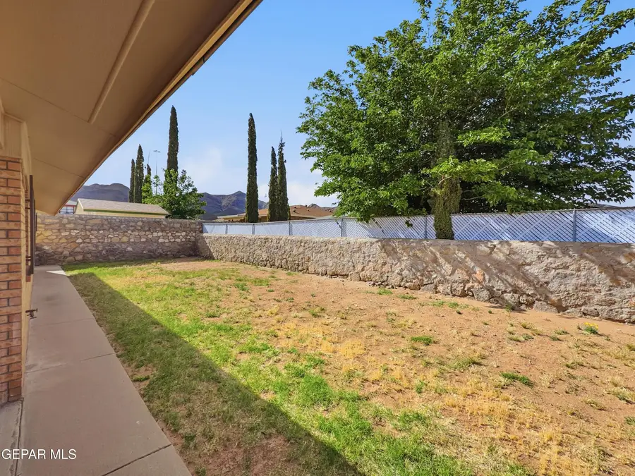 4505 Sky Hawk Avenue, El Paso, TX 79924 - #3