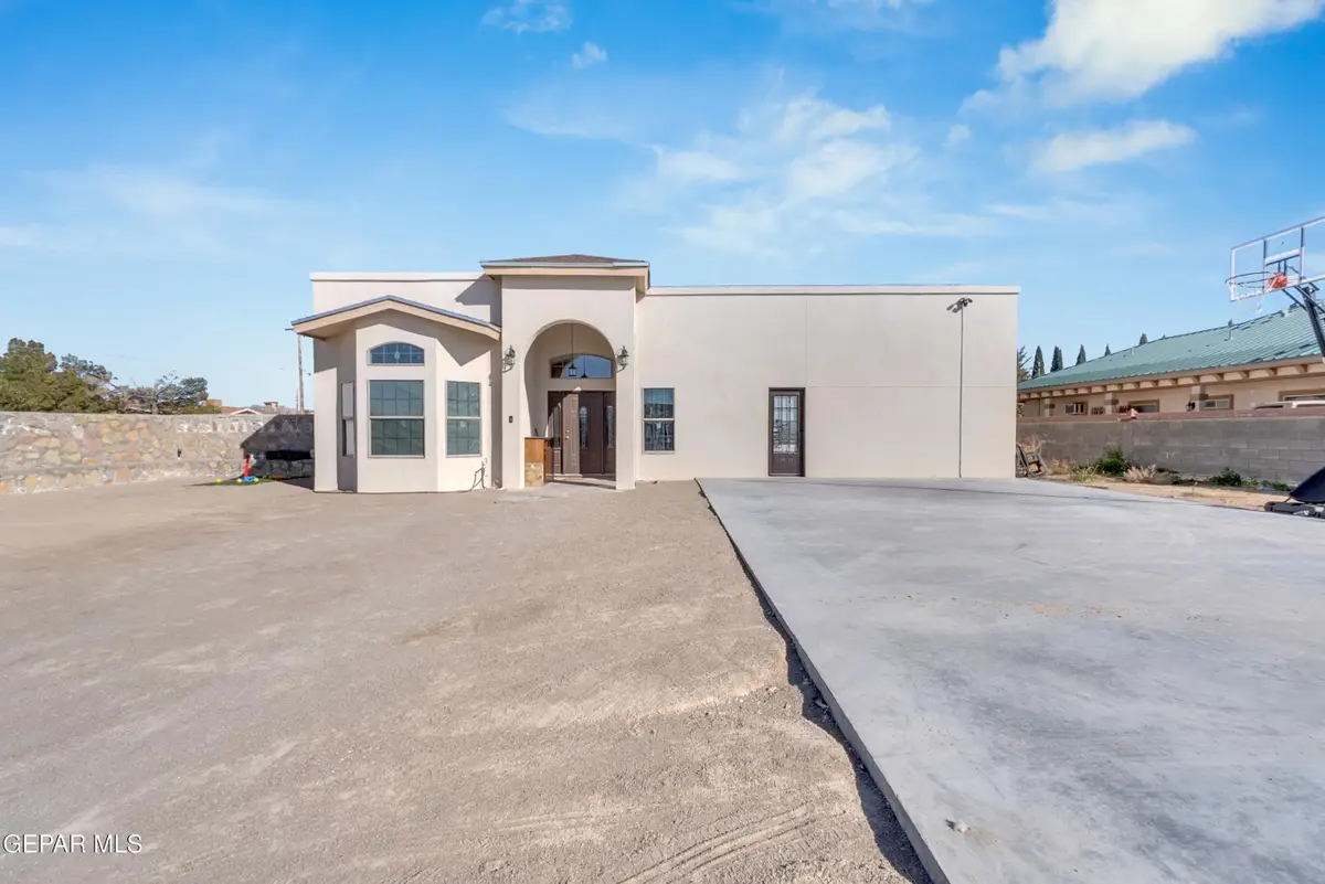 3790 Las Casitas Drive, El Paso, TX 79938 - #1