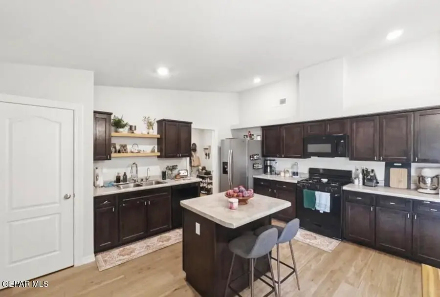 14541 Banana Yucca Avenue, Horizon City, TX 79928 - #2