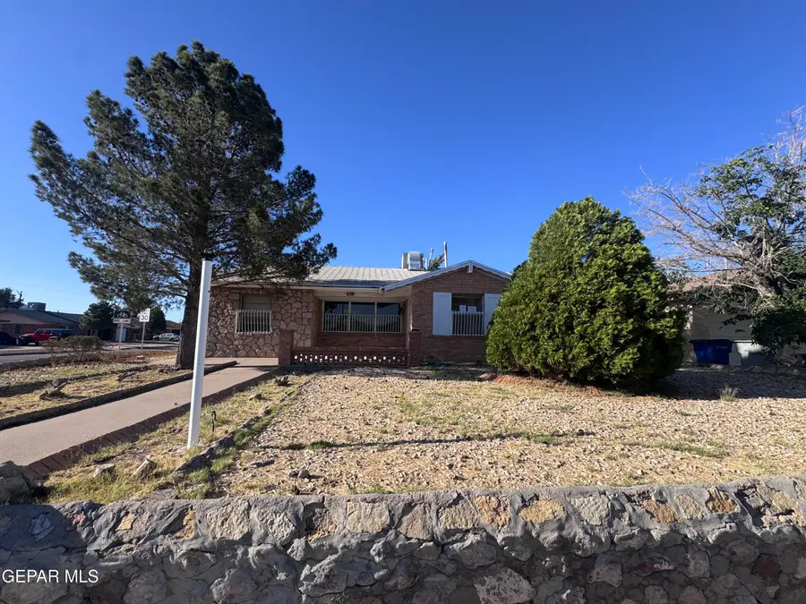 5601 Fairbanks Drive, El Paso, TX 79924 - #3