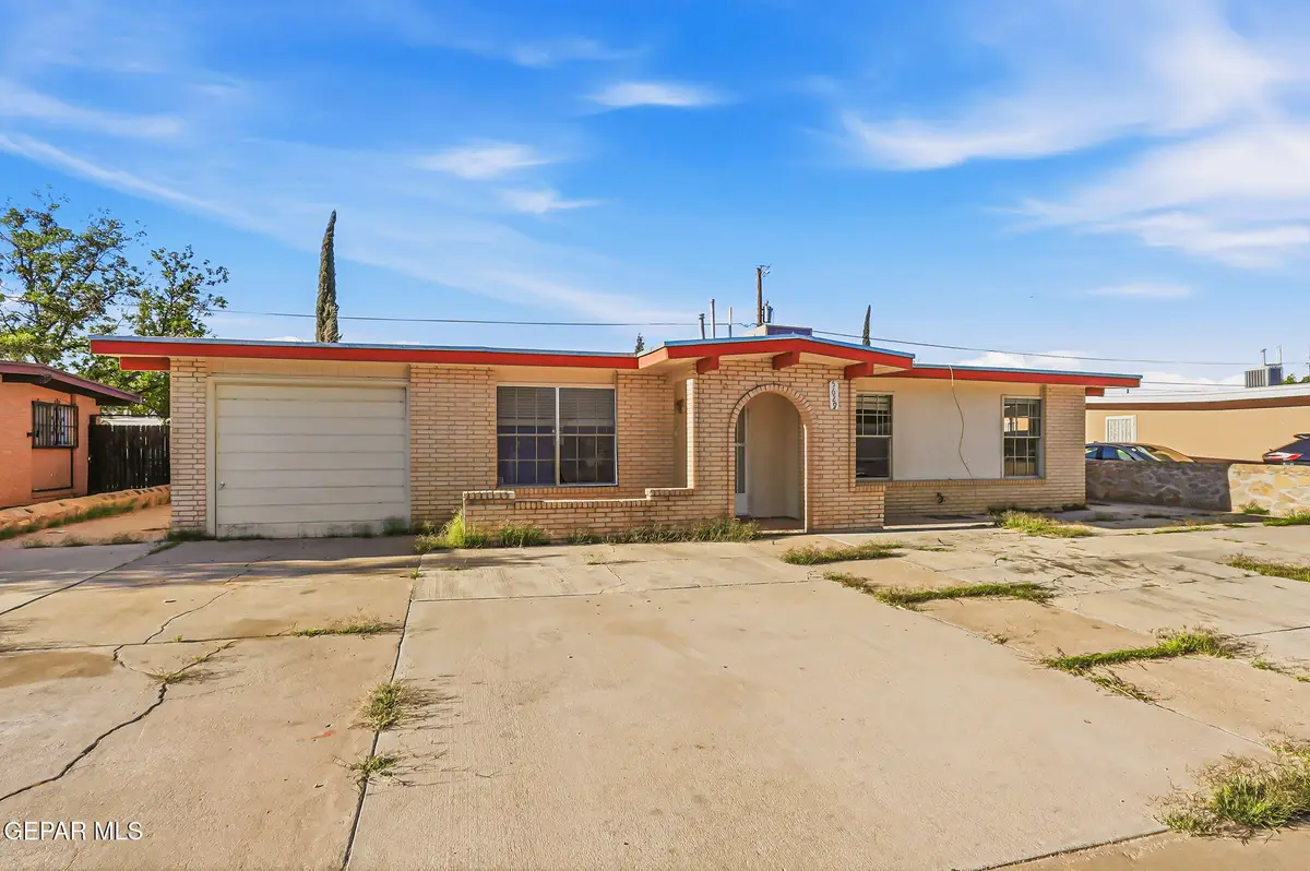 5629 Wadsworth Avenue, El Paso, TX 79924 - #1