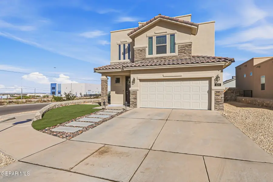 425 S Manzanita Drive, El Paso, TX 79928 - #2