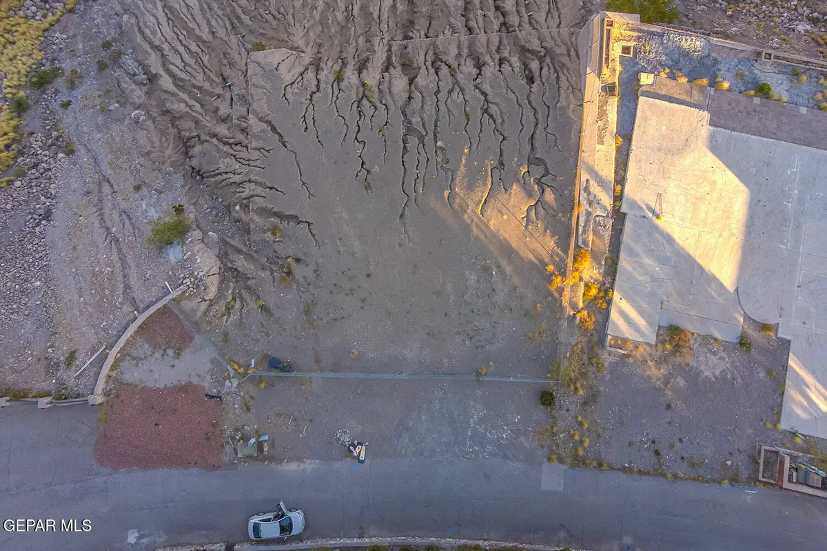 14 Bronze Crest Lane, El Paso, TX 79902 - #1