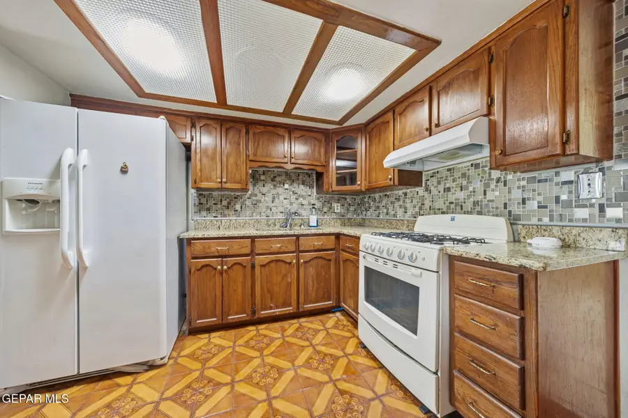 5817 Sturgeon Drive, El Paso, TX 79924 - #2