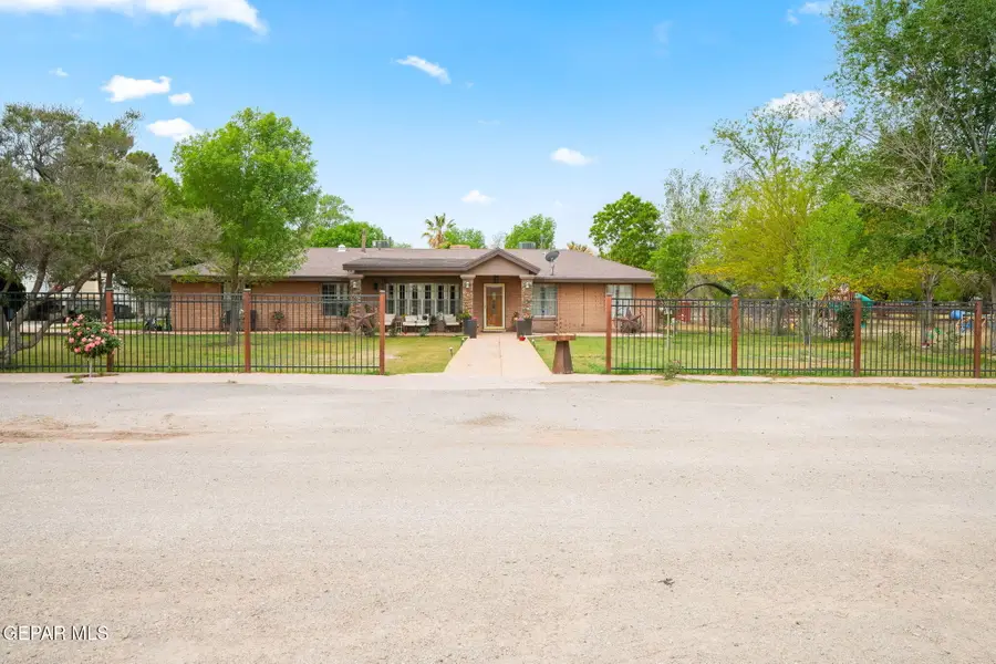 11566 N Loop Drive, Socorro, TX 79927 - #3