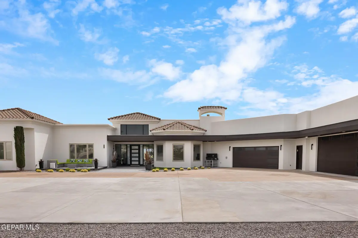 8176 Constitution Road, Las Cruces, NM 88007 - #1
