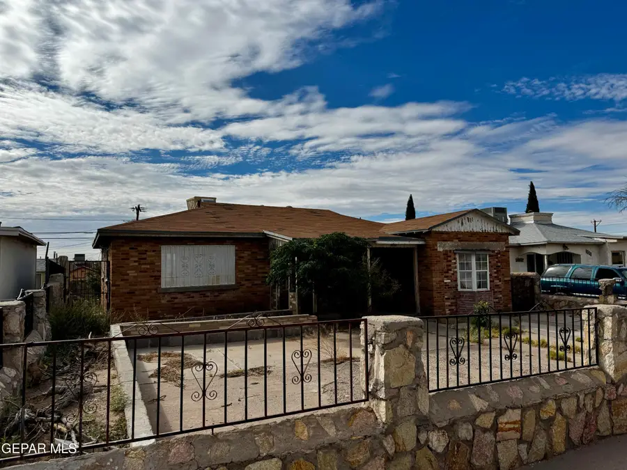 2406 Arizona Avenue, El Paso, TX 79930 - #2
