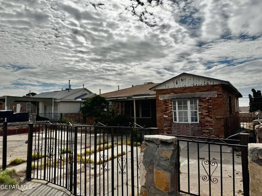 2406 Arizona Avenue, El Paso, TX 79930 - #3