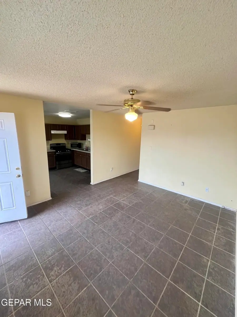 3916 Tierra Alamo Drive, El Paso, TX 79938 - #2