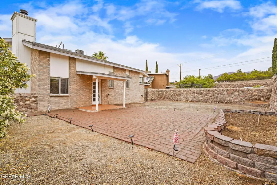 7304 Desierto Azul Drive, El Paso, TX 79912 - #3