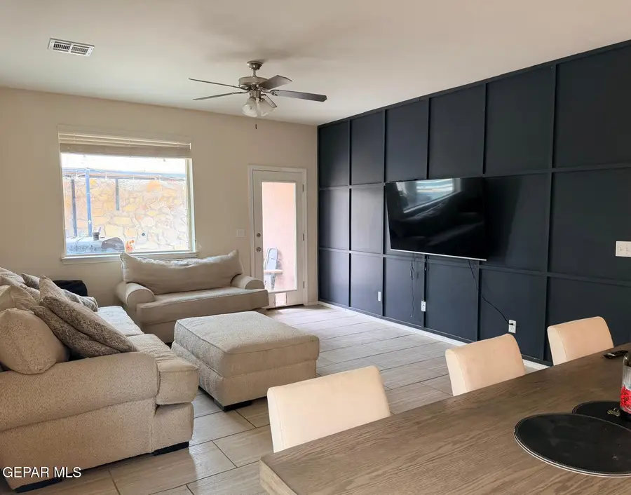 13851 Sunny Bank Way, El Paso, TX 79928 - #3