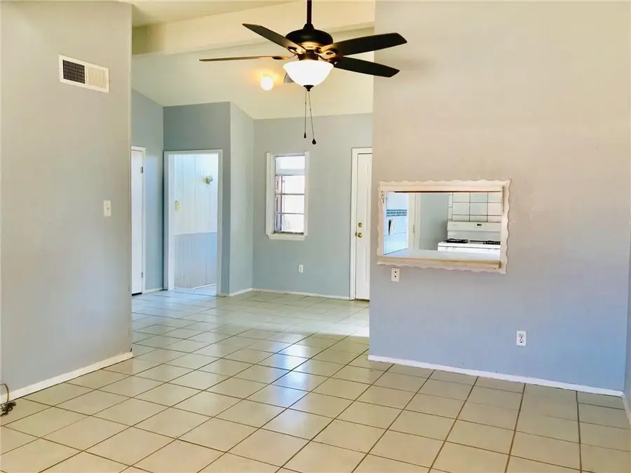 1641 Bill Ogden Drive, El Paso, TX 79936 - #3
