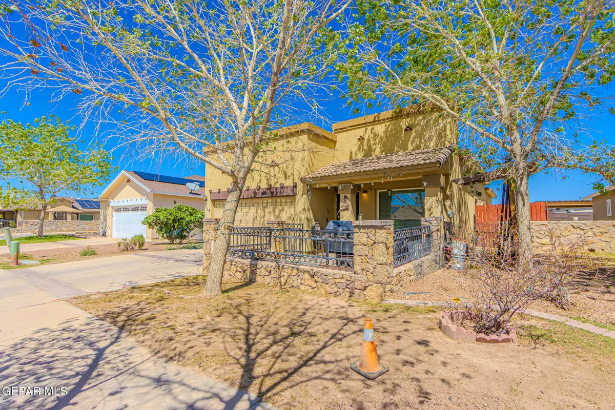 718 Lt Joe Magallanes Road, Socorro, TX 79927 - #1