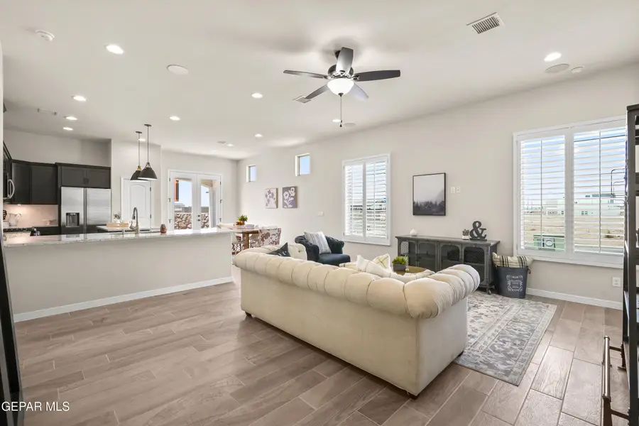 541 Paseo Campanero Street, Horizon City, TX 79928 - #2