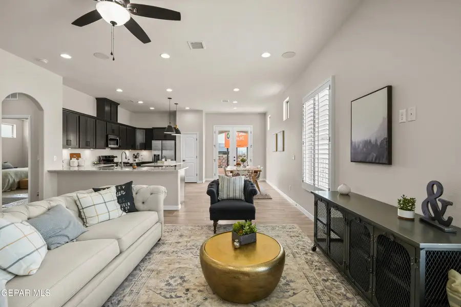 605 Bluegruff Street, Horizon City, TX 79928 - #3